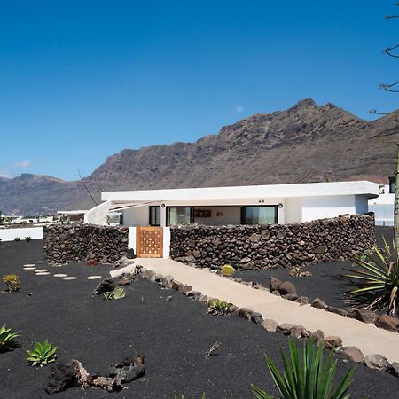 Lanzarote Famara Beach Bungalow Ngoại thất bức ảnh